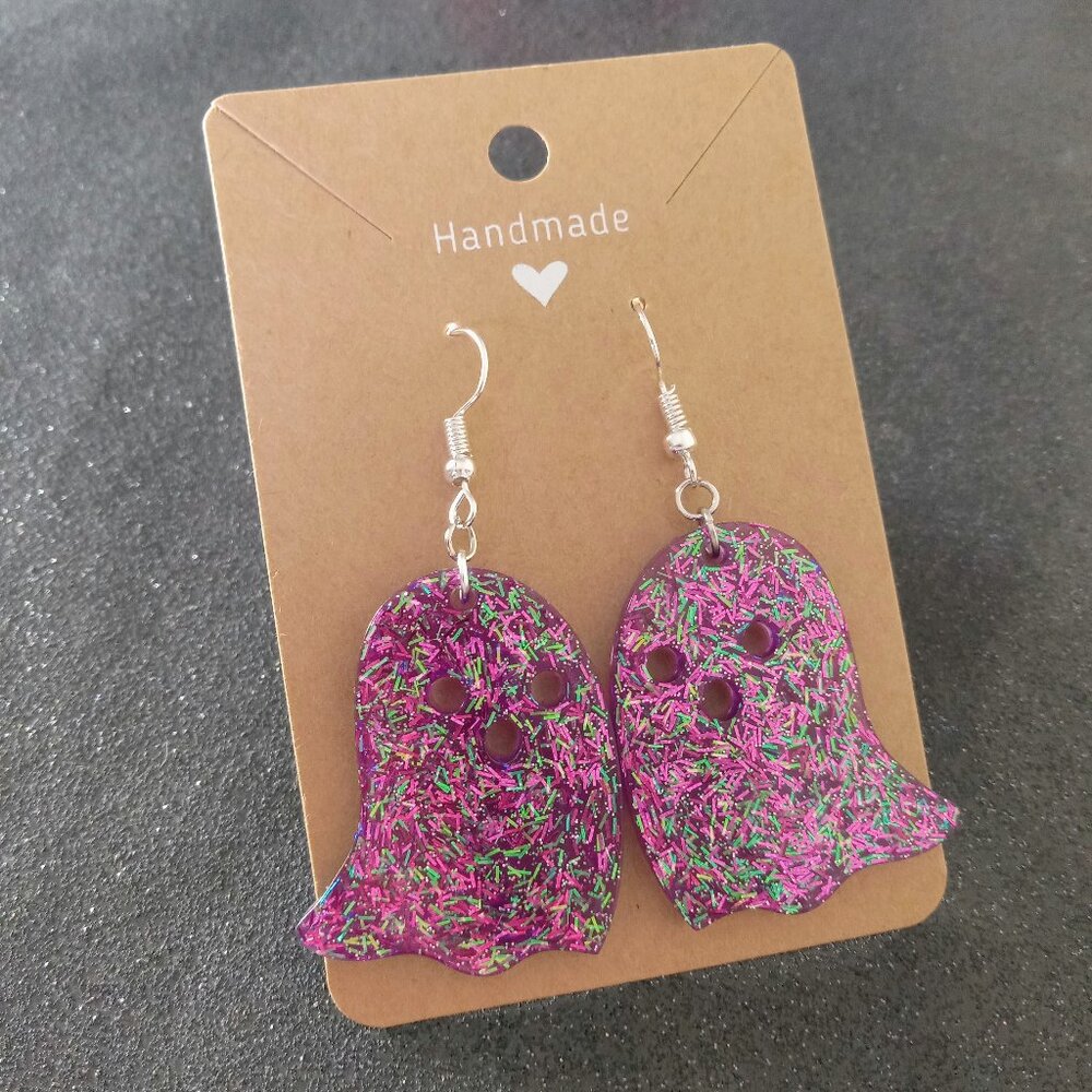 Cute purple ghost Halloween dangle earrings with iridescent glitter silver hooks - Picture 5 of 5
